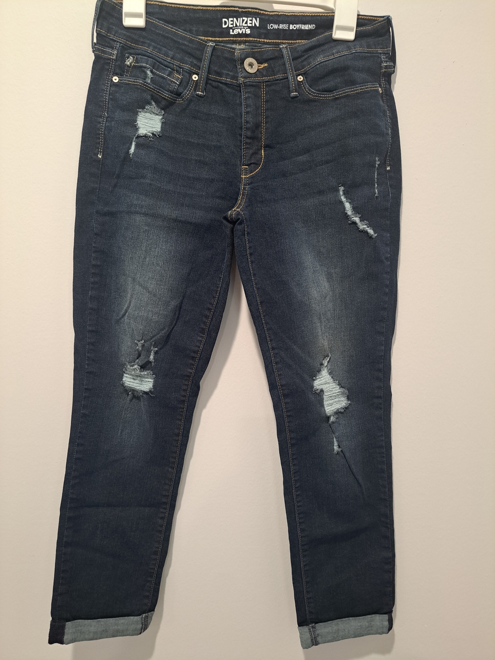 Women's Low-Rise Boyfriend Jeans - Dark Blue Ripped
